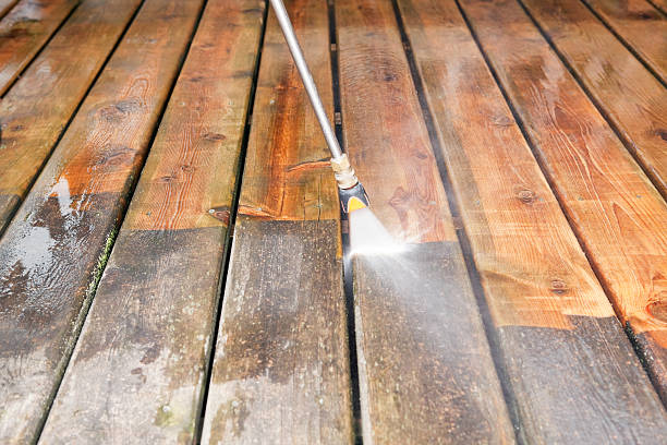 Why Choose Our Certified Pressure Washing Experts for Your Project Needs in Jasper, FL?